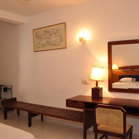 Ykd Tourist Rest Hikkaduwa Hotel Ngoại thất bức ảnh