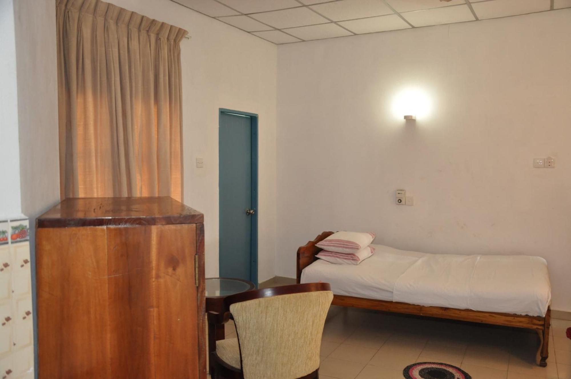 Ykd Tourist Rest Hikkaduwa Hotel Ngoại thất bức ảnh