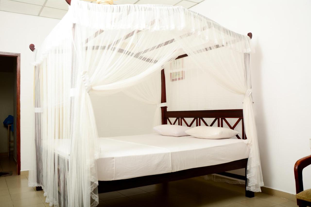Ykd Tourist Rest Hikkaduwa Hotel Ngoại thất bức ảnh